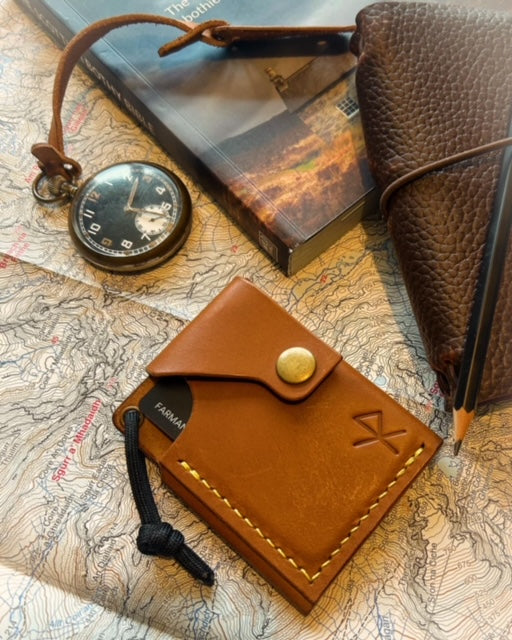 The  Cadair Minimalist Wallet